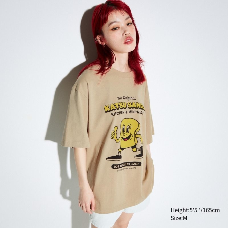 Beige Uniqlo L.A. Eats Ut Oversized Short-sleeve Graphic Katsu Sando Men T Shirts | 3567862