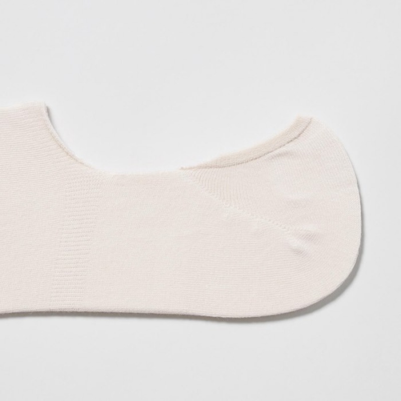 White Uniqlo Footsies (3 Pairs) Women Socks | 5553064