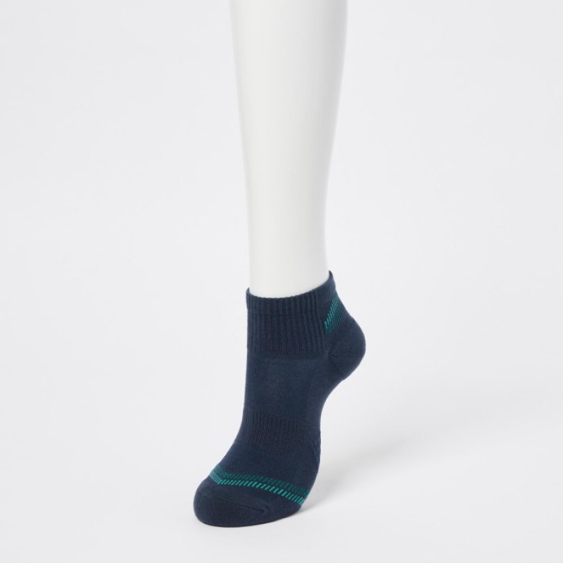 White Uniqlo Short 3 Pack Sports/Piled Women Socks | 1820907