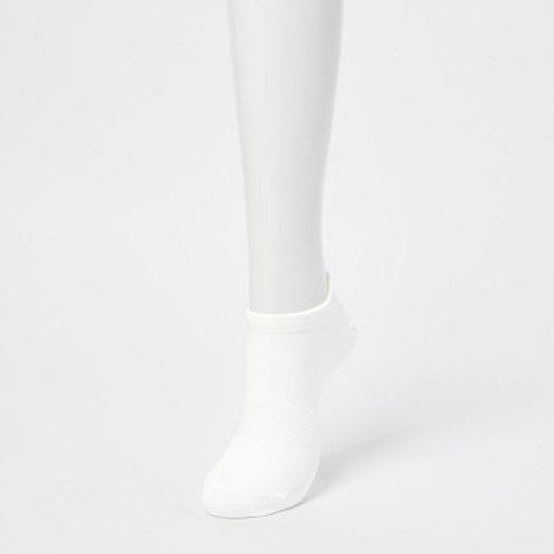 White Uniqlo Sport Short (3 Pairs) Women Socks | 5103200